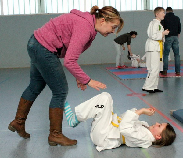 Street Combat Kids in Laer