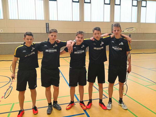 Laers Badminton U19 lässt nichts anbrennen