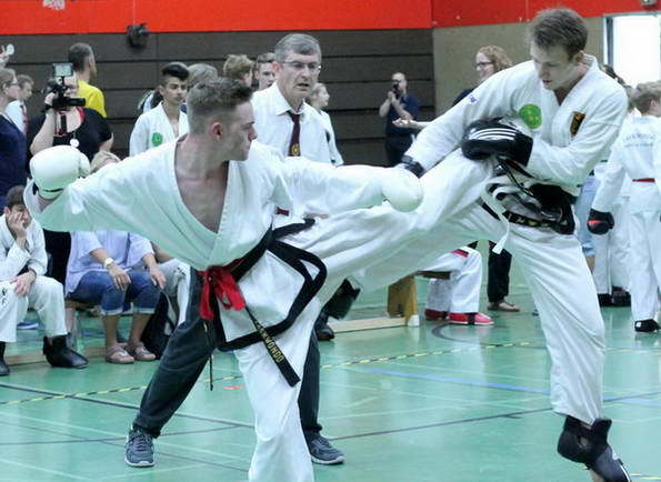 Laerer Galavorstellung: Maik Blömer und Florian Reisch Internationale Deutsche Meister