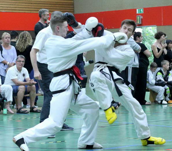 Laerer Galavorstellung: Maik Blömer und Florian Reisch Internationale Deutsche Meister