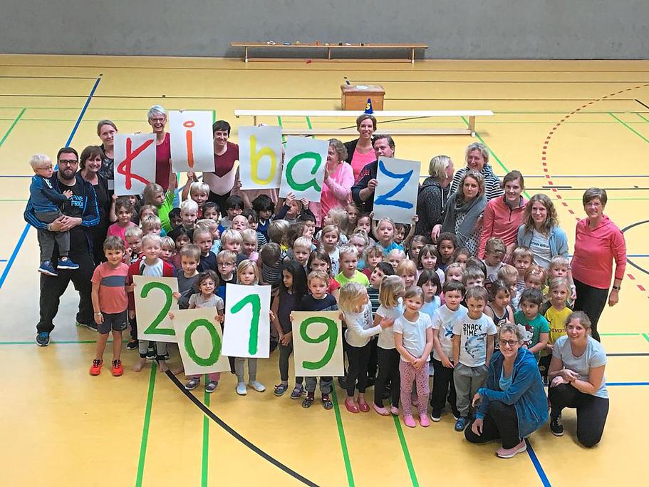 Dritte Kibaz Aktion des TuS Laer und der Kita St Bartholomaeus erfolgreich Ueber Kinder sporteln gemeinsam image width