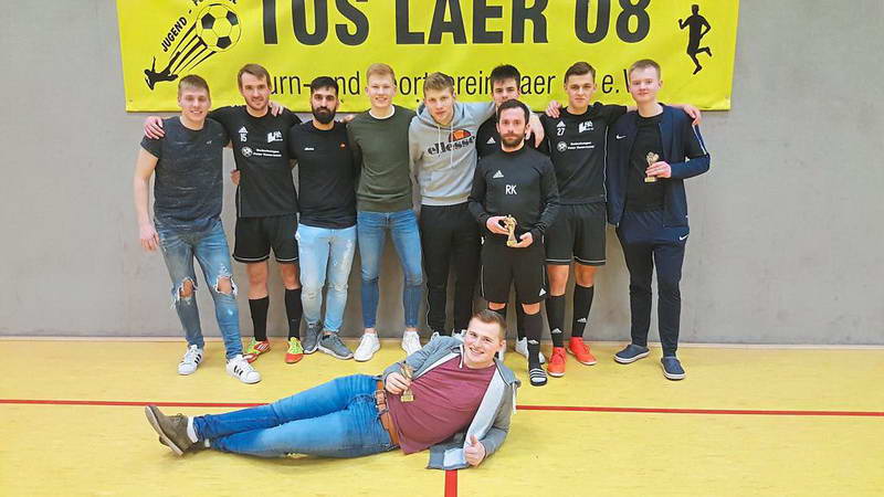 Fussball Die Erste gewinnt das vereinseigene Turnier des TuS Laer